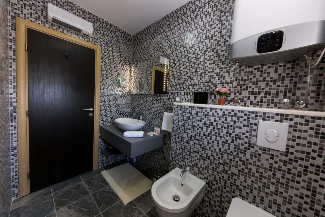 Villa Hedonist Seget Vranjica Exterior foto